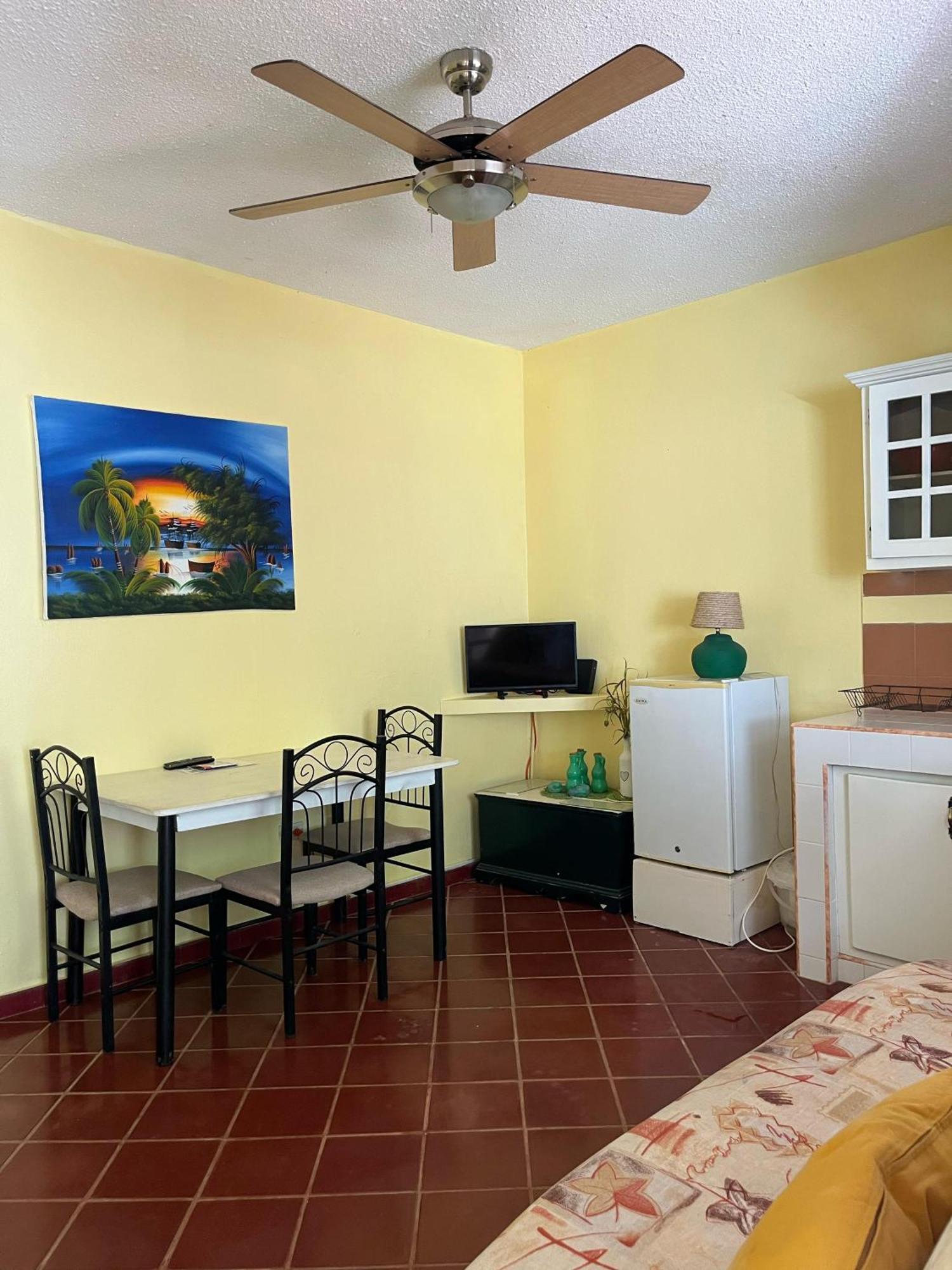 Playa Blanca Bed And Breakfast Bayahíbe Exterior foto